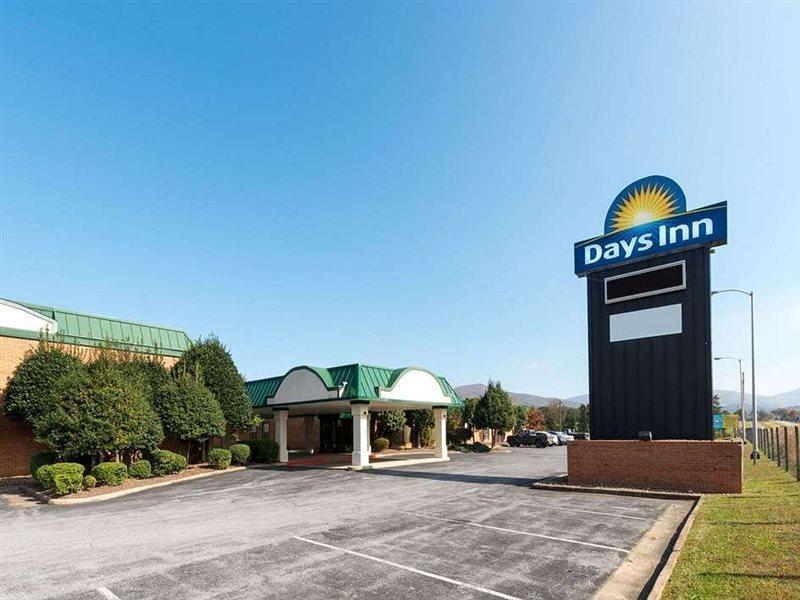 Days Inn By Wyndham Luray Shenandoah Экстерьер фото