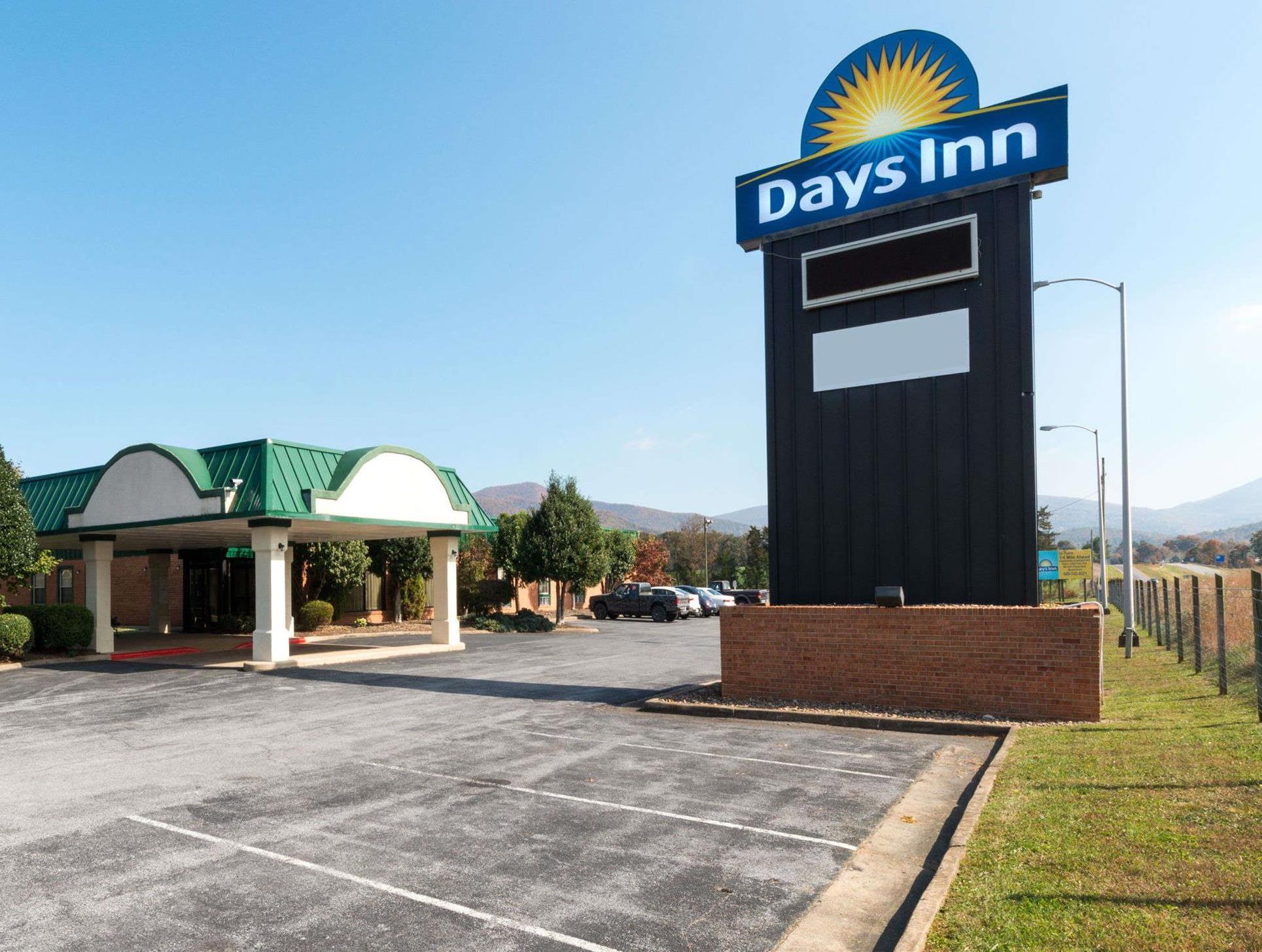 Days Inn By Wyndham Luray Shenandoah Экстерьер фото