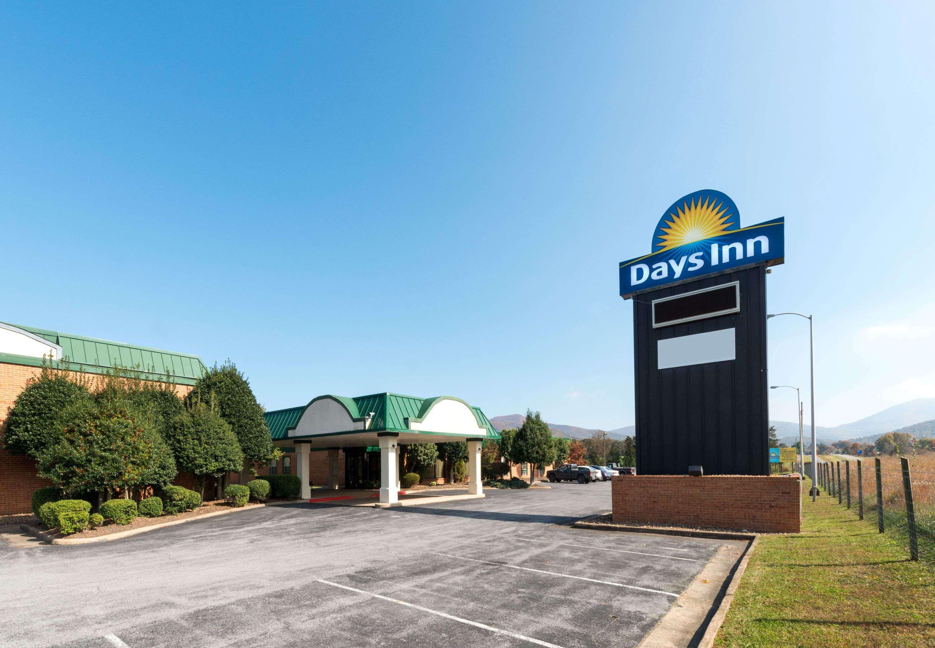 Days Inn By Wyndham Luray Shenandoah Экстерьер фото