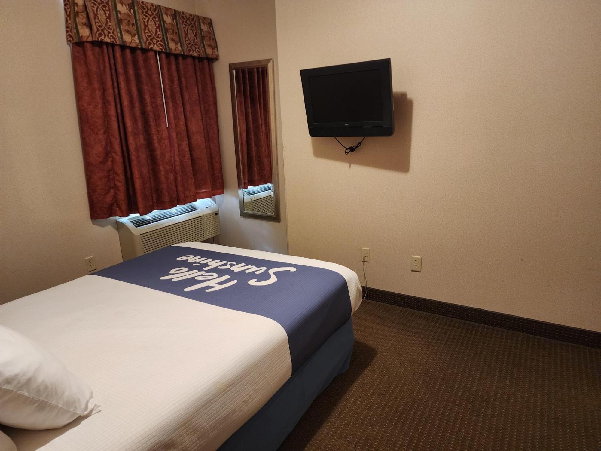 Days Inn By Wyndham Luray Shenandoah Экстерьер фото