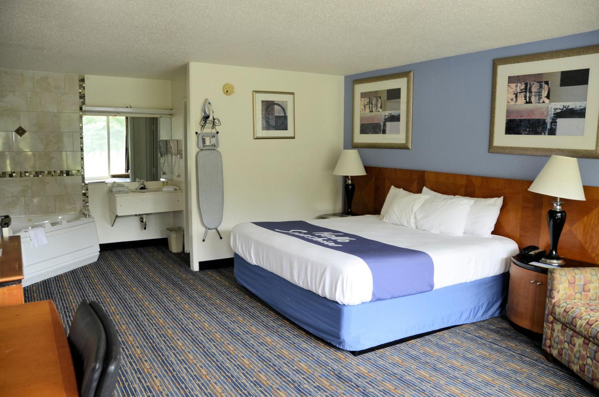 Days Inn By Wyndham Luray Shenandoah Экстерьер фото